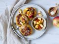 Vegane Quarkkeulchen mit Apfelkompott Rezept