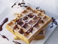 Waffeln mit Schokoladensoße Rezept