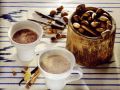 Warmer Kakao und Mandelmilch Rezept