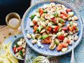 Weiße-Bohnen-Salat mit Schafskäse Rezept