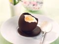 Weiße Mousse in Schoko-Eierschale Rezept