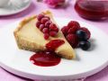 Weiße Schoko-Tarte mit Beeren Rezept