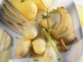 Weißer Spargel dazu Pellkartoffeln und gebratene Scholle Rezept