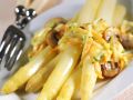 Weißer Spargel mit Gemüse Rezept