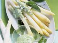 Weißer Spargel mit grüner Soße Rezept