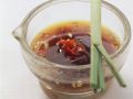 Würzige Grillsoße (Sojasoße, Honig, Sesamöl und Ingwer) Rezept