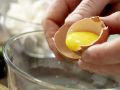 Ziegenkäse-Soufflés Zubereitung Schritt 1 Ziegenkäse-Soufflés Zubereitung Schritt 1