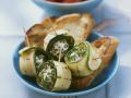 Zucchini-Frischkäse-Rollen Rezept