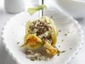 Zucchiniblüte mit Hackfleisch-Reis-Füllung Rezept