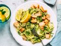 Zucchininudeln mit Lachs Rezept