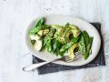 Zuckerschoten-Salat mit Avocado Rezept