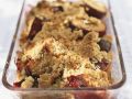 Zwetschgen-Crumble mit Pinienkernen Rezept