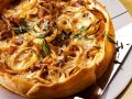 Zwiebelkuchen mit Speck Rezept