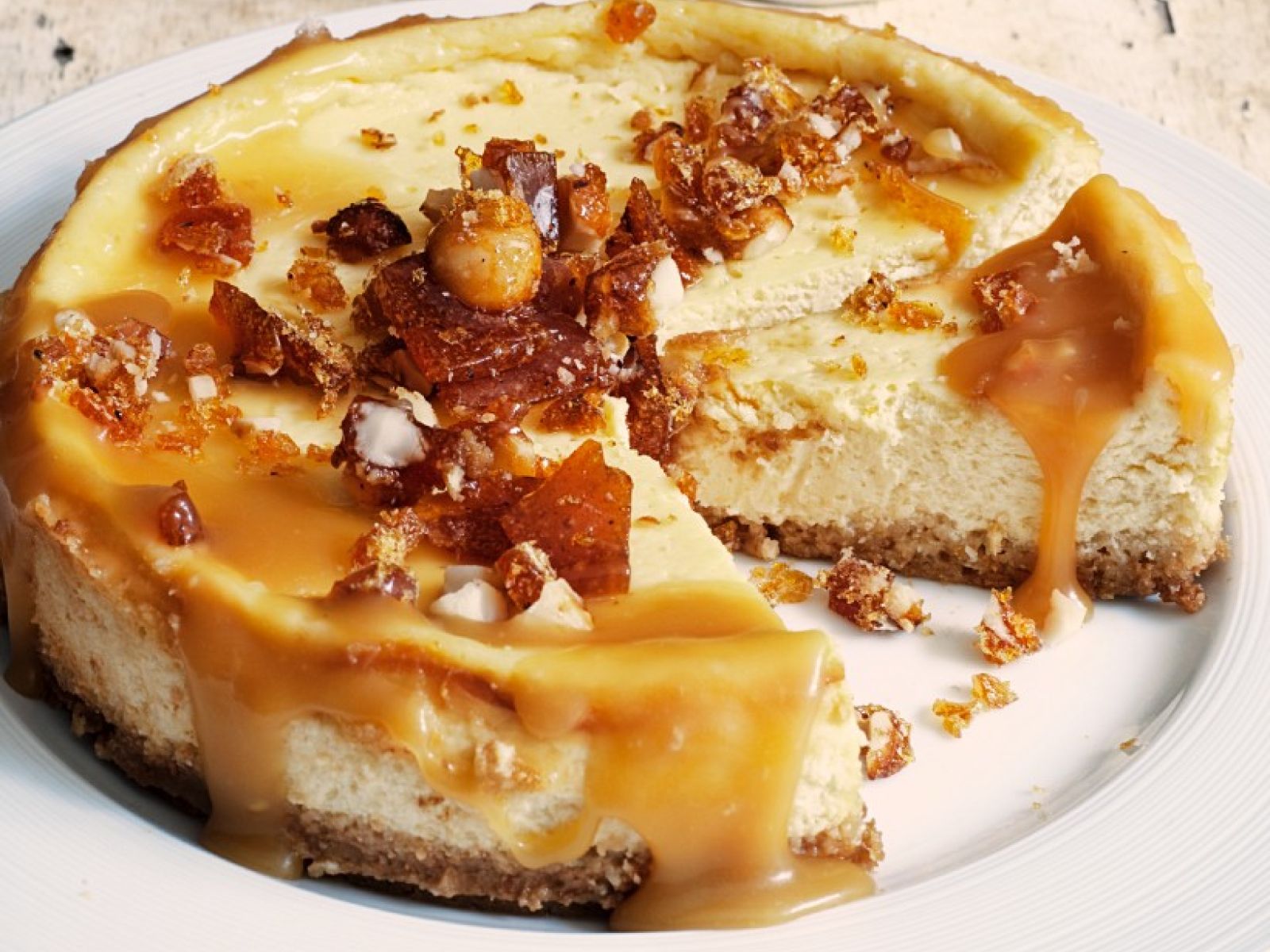Käsekuchen mit Karamellsauce Käsekuchen mit Karamellsauce