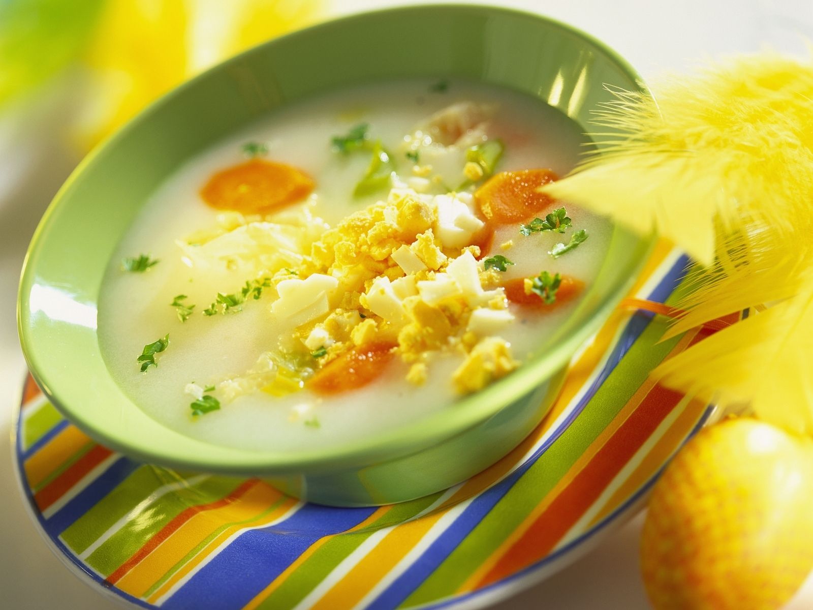 Sauermehlsuppe Mit Karotten Und Ei Zurek Rezept Eat Smarter 