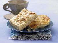 Apfelkuchen mit Sauerrahmguss Rezept