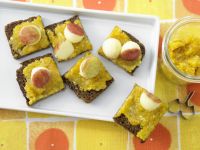 Aprikosenaufstrich mit Mandeln Rezept