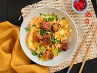 Asiatischer Salat mit Tofu