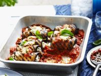Auberginenröllchen mit Schafskäsefüllung Rezept