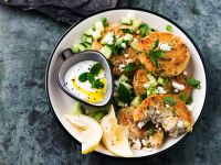 Blumenkohlfrikadellen mit Minzjoghurt Rezept