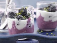 Brombeer-Schichtjoghurt Rezept