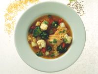 Bunte Gemüsesuppe mit Hirse Bunte Gemüsesuppe mit Hirse