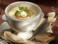 Cremige Knoblauchsuppe Rezept
