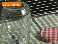 Wie Sie ein Einmachglas schnell und einfach sterilisieren