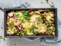 Erbsenpasta-Auflauf mit Zitronen-Béchamelsauce Rezept