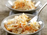 Apfel-Sellerie-Rohkost mit Karotte Rezept