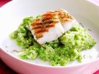 Fischfilet auf Sellerie-Erbsen-Püree Rezept