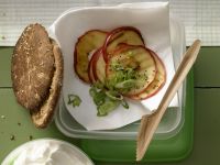 Fruchtig-pikantes Quarkbrötchen Rezept