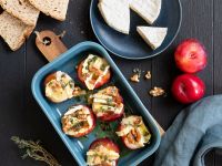 Gebackene Pflaumen mit Ziegencamembert Rezept