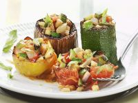 Gebackenes Gemüse mit Füllung Rezept
