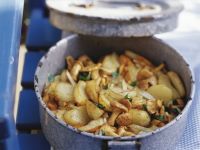 Gebratene Kartoffeln mit Pfifferlingen Rezept