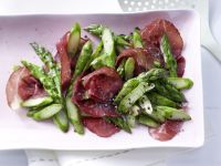 Gebratener grüner Spargel Rezept