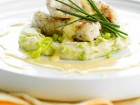 Gebratener Seeteufel mit Püree und Senfsauce Rezept