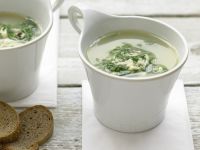 Geflügelsuppe grün-gelb Rezept