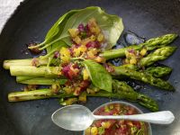 Gegrillter grüner Spargel Rezept