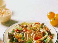 Gemischter Salat mit Hähnchen Rezept