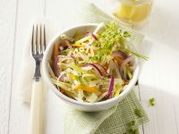 Gemüse-Sprossen-Salat Rezept