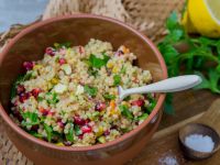 Graupensalat mit Granatapfel