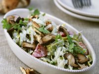 Grüne Pasta mit Braunkappen, Walnüssen und Parmesan Rezept