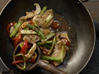 Hähnchen-Gemüse-Pfanne Rezept
