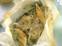 Heilbutt-Päckchen Rezept | EAT SMARTER