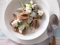 Hühnerfrikassee mit Bandnudeln Rezept