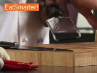 Wie Sie Ingwer blitzschnell sehr fein zerkleinern