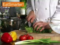 Wie Sie Rucola richtig putzen und waschen