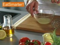 Wie Sie eine klassische Vinaigrette am besten anrühren