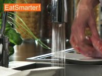 Wie Sie Kalbfleisch ganz einfach waschen und würfeln